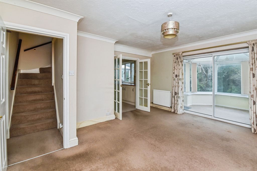 Additional image 5 of 2 bed maisonette for saleMalmesbury Road, Chippenham SN15