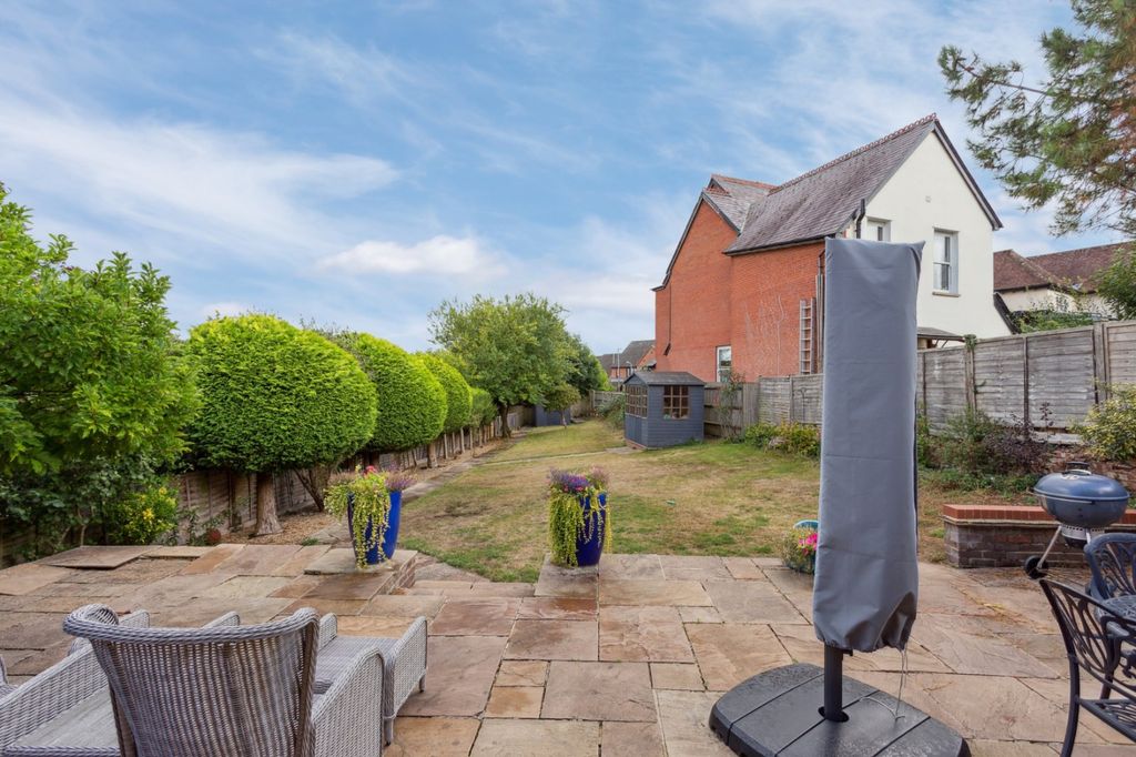 Additional image 25 of 4 bed detached house for saleLowndes Avenue, Chesham, Buckinghamshire HP5