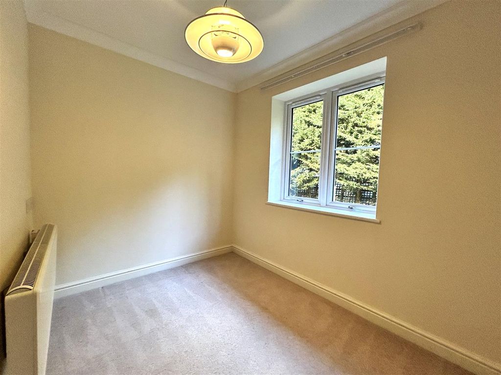 Additional image 12 of 2 bed flat for saleMalmesbury Road, Chippenham SN15
