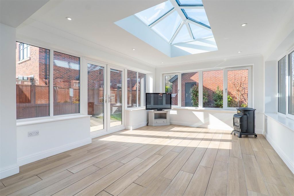 Additional image 19 of 7 bed detached house for saleChapel Fold, Whittle-Le-Woods, Chorley PR6