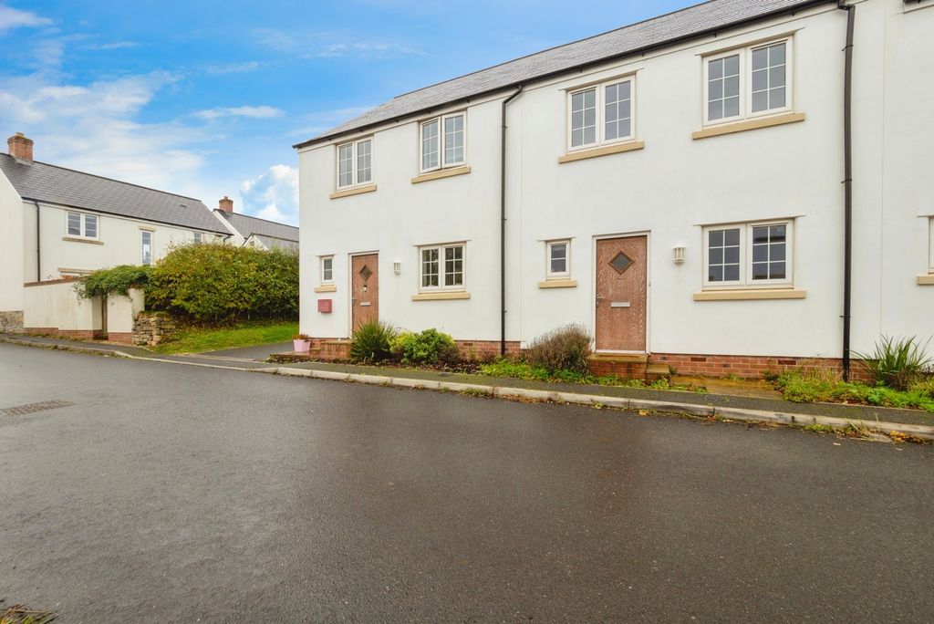 2 bed terraced house for saleGreat View, Chulmleigh, Devon EX18