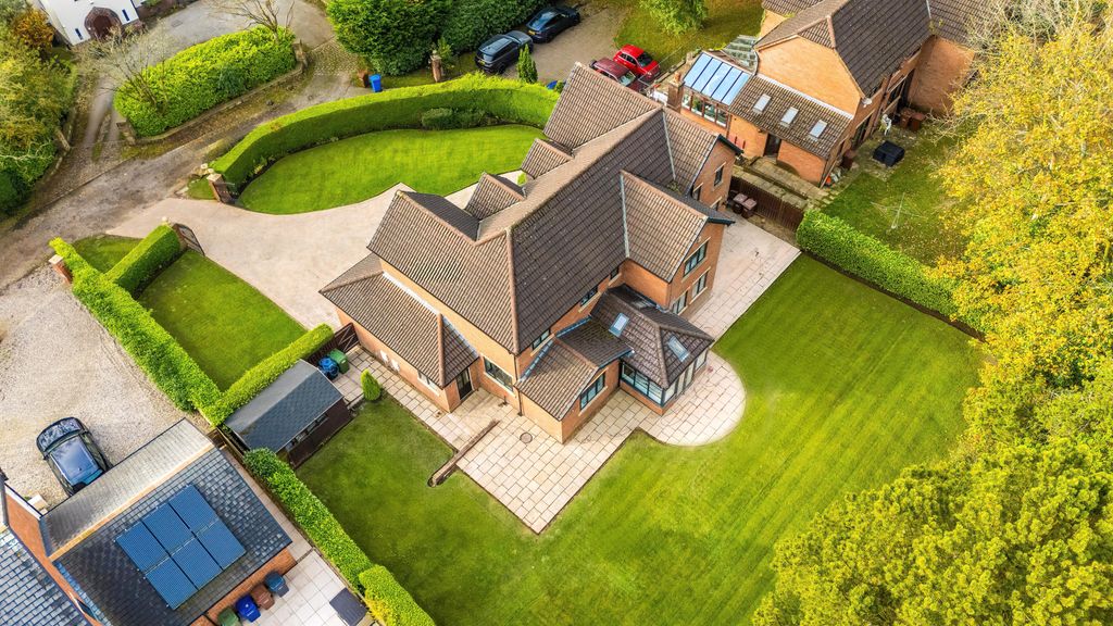 Additional image 69 of 5 bed detached house for saleParkside Drive South, Whittle-Le-Woods, Chorley, Lancashire PR6