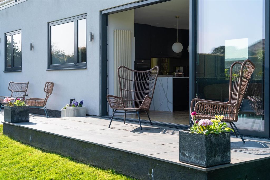 Additional image 17 of 4 bed detached house for saleWalton Back Lane, Walton, Chesterfield S42