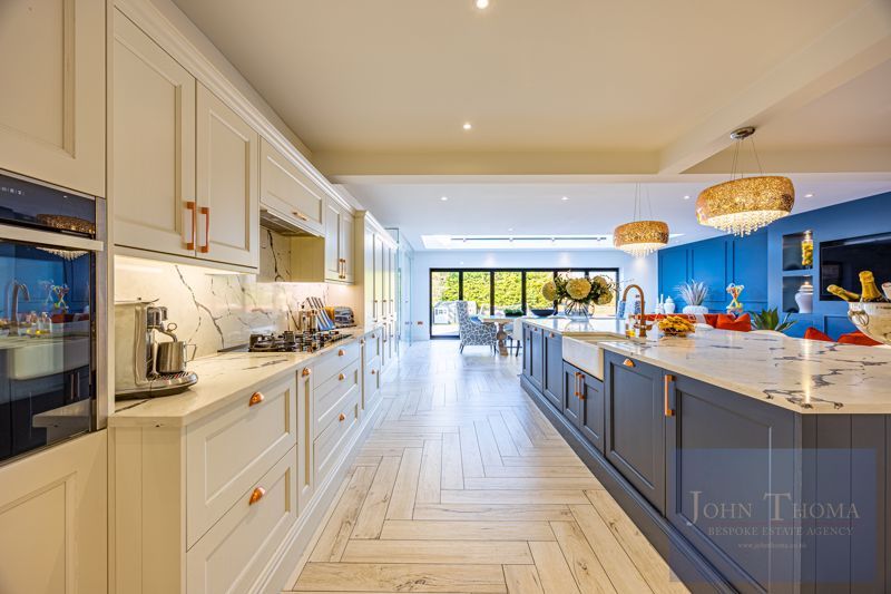 Additional image 5 of 5 bed detached house for saleTomswood Road, Chigwell IG7