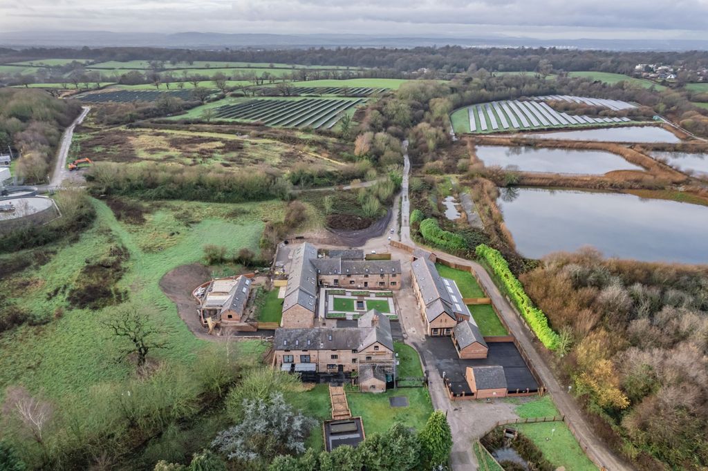 Additional image 19 of 5 bed barn conversion for saleMeadow Lane, Chester CH3