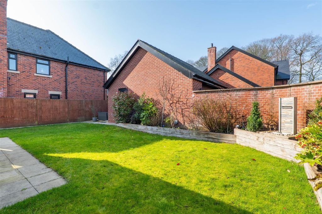 Additional image 48 of 7 bed detached house for saleChapel Fold, Whittle-Le-Woods, Chorley PR6