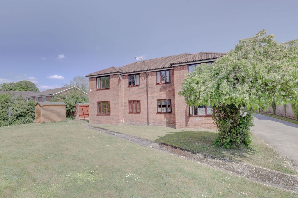 Additional image 12 of 1 bed flat for saleSummerleys Road, Princes Risborough, Buckinghamshire HP27