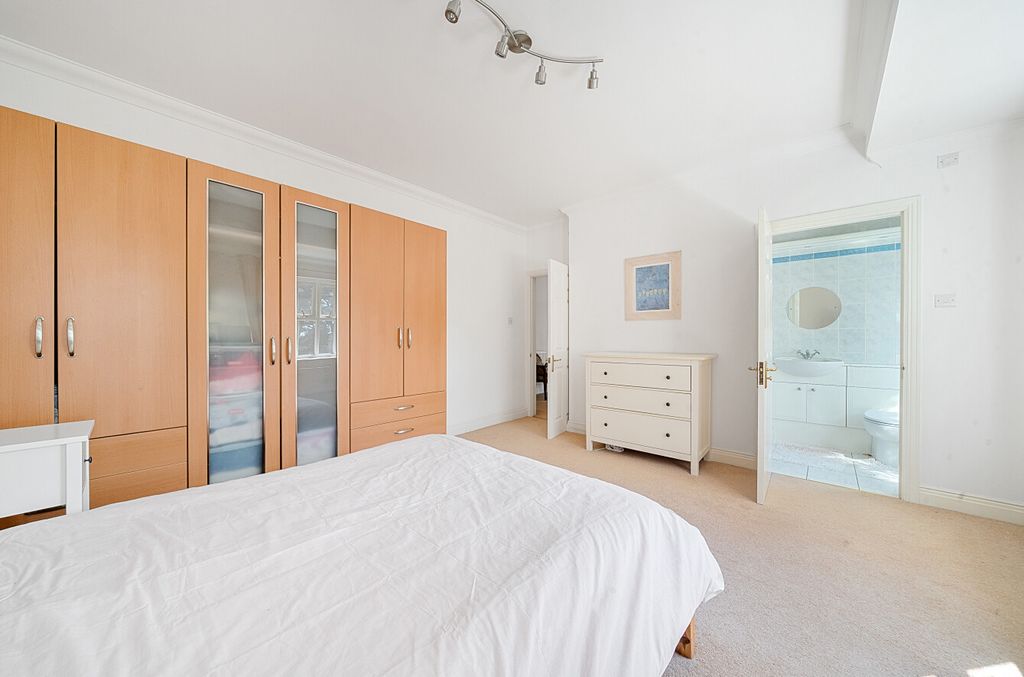 Additional image 14 of 5 bed detached house for saleCrawley Drive, Camberley, Surrey GU15