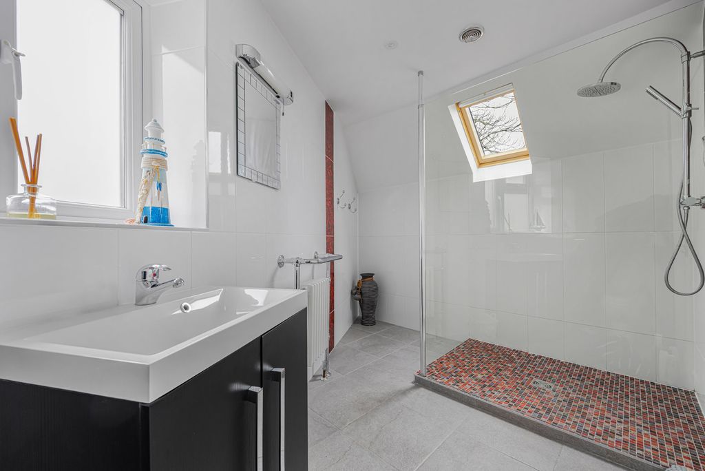 Additional image 21 of 5 bed detached house for saleBaunton Lane, Cirencester, Gloucestershire GL7