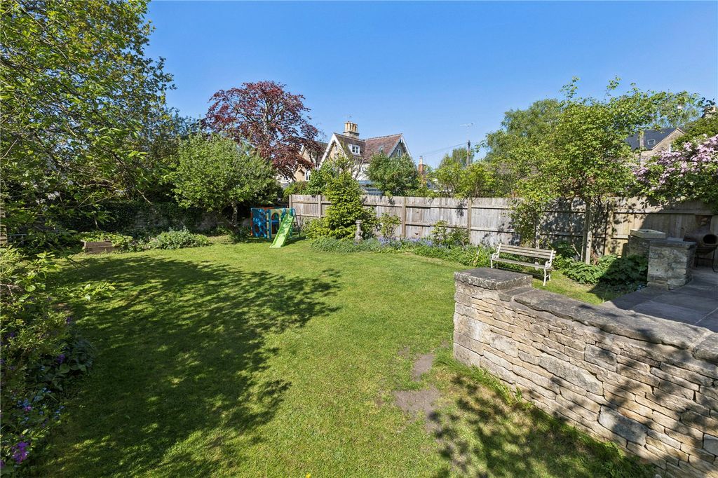 Additional image 16 of 4 bed semi-detached house for saleVictoria Road, Cirencester, Gloucestershire GL7