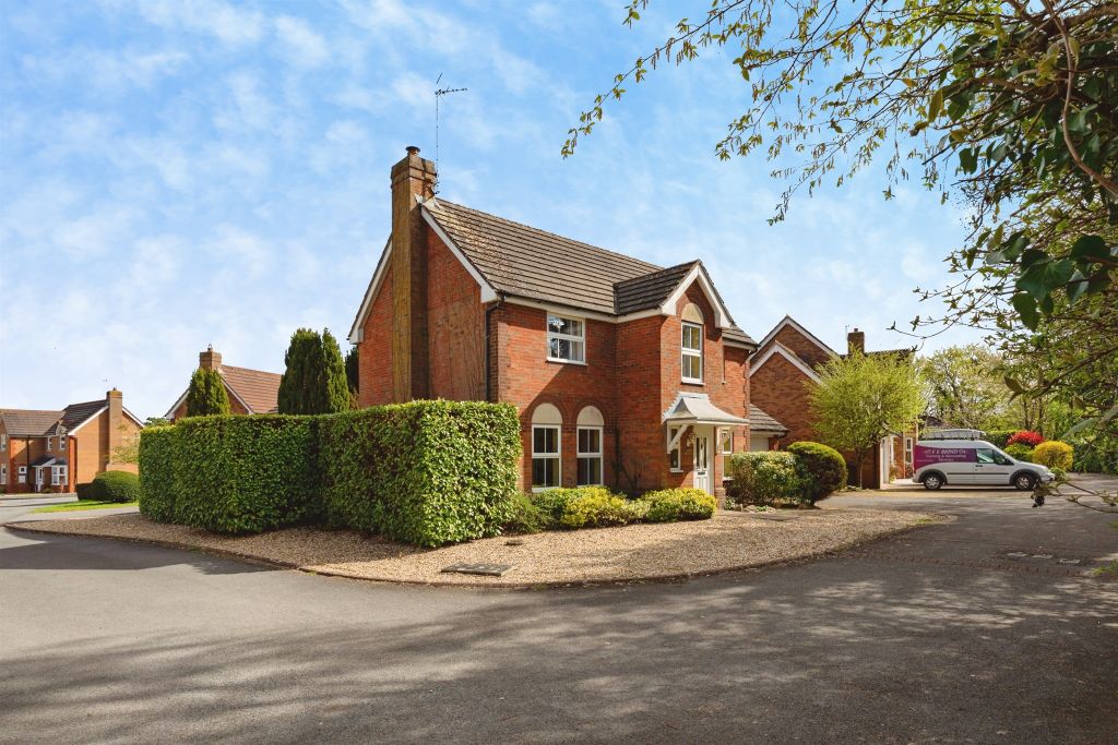 Additional image 20 of 4 bed detached house for salePlumpton Close, Chippenham SN14