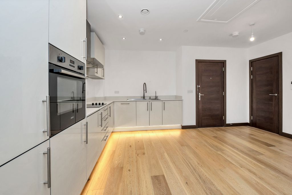 Additional image 3 of 2 bed flat for saleHarland Court, Bury St. Edmunds IP32