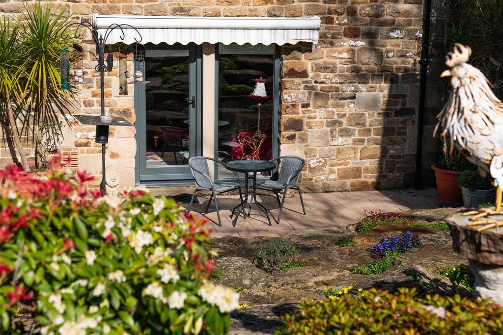 Additional image 64 of 4 bed property for saleHawthorne Barns, Walton Back Lane, Somersall, Chesterfield S42