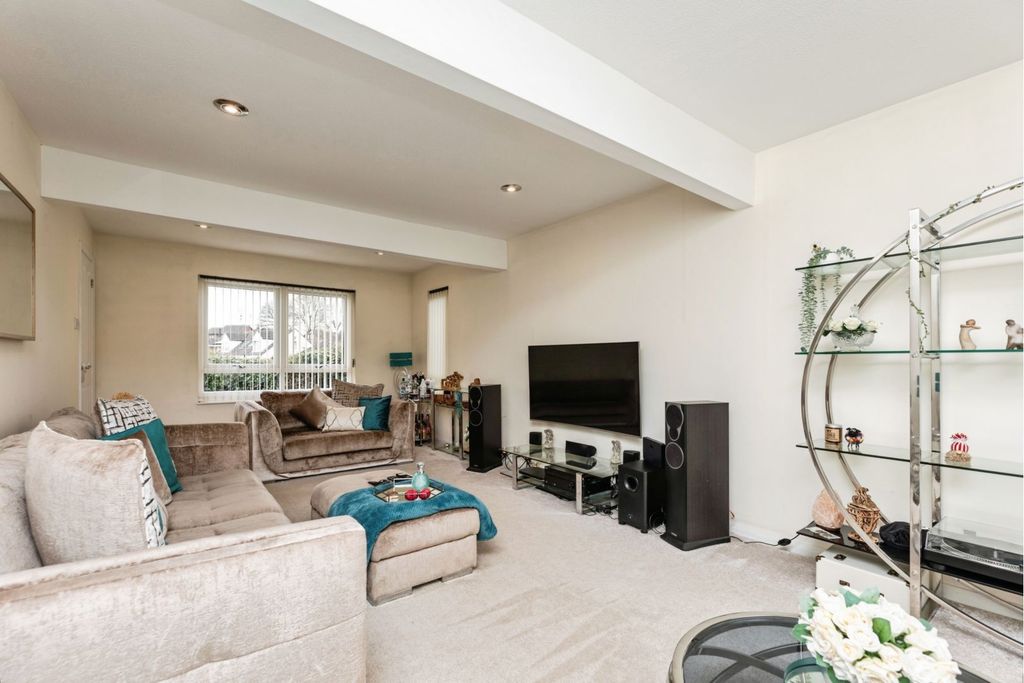 Additional image 6 of 4 bed detached house for saleHillcrest Mount, Townville, Castleford WF10