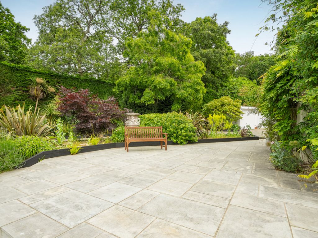 Additional image 28 of 6 bed detached house for saleSt. Anns Hill Road, Chertsey KT16