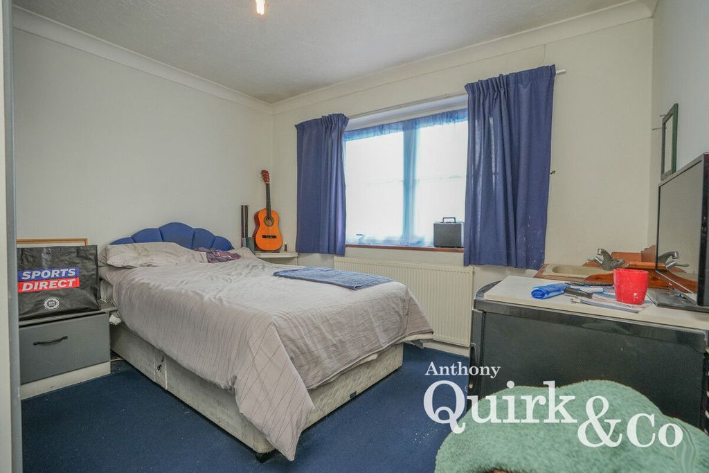 Additional image 17 of 5 bed detached house for saleSt. Agnes Drive, Canvey Island SS8