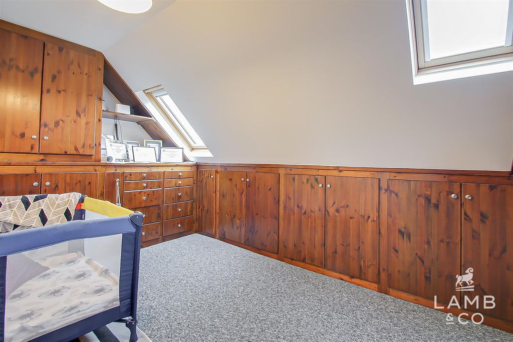 Additional image 10 of 5 bed detached house for saleLondon Road, Little Clacton CO16