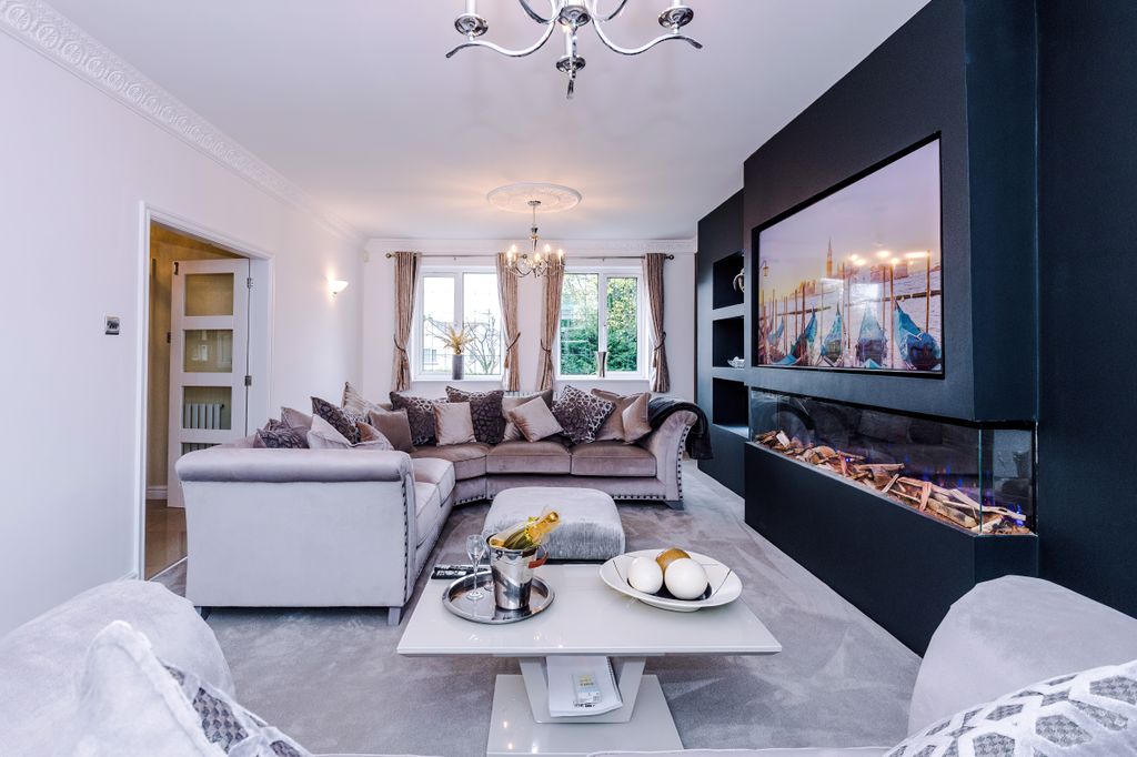 Additional image 7 of 5 bed detached house for saleParkside Drive South, Whittle-Le-Woods, Chorley, Lancashire PR6