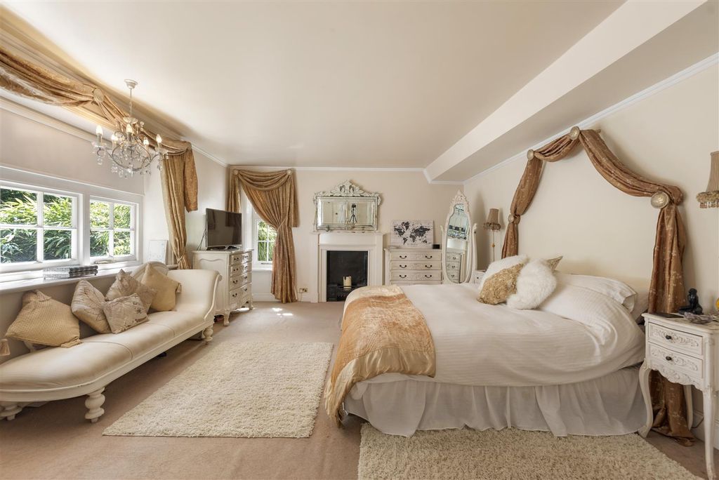 Additional image 11 of 5 bed detached house for salePerry Street, Chislehurst BR7