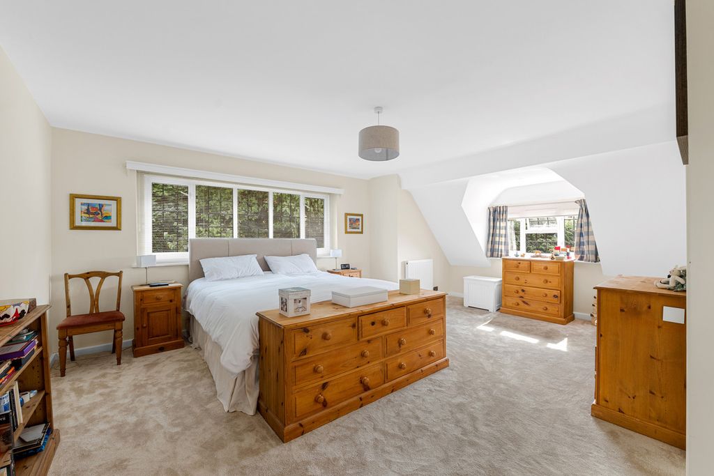 Additional image 7 of 6 bed detached house for saleHarestone Hill, Caterham CR3