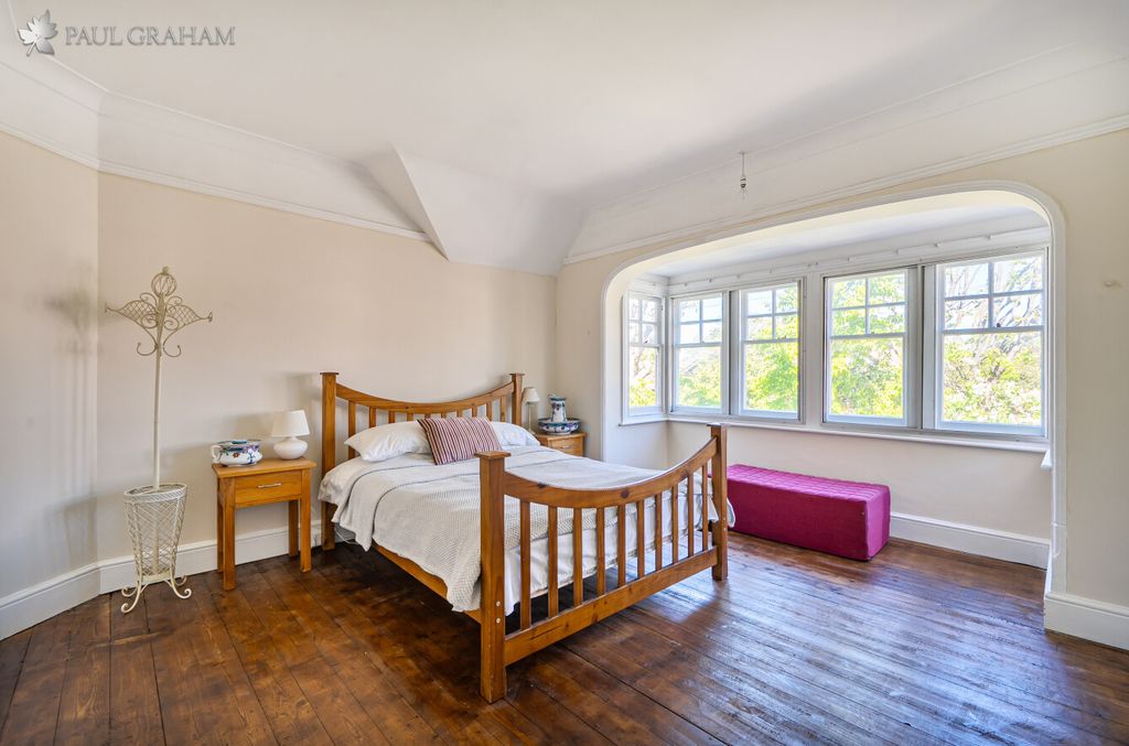 Additional image 5 of 4 bed semi-detached house for saleGrosvenor Avenue, Carshalton SM5