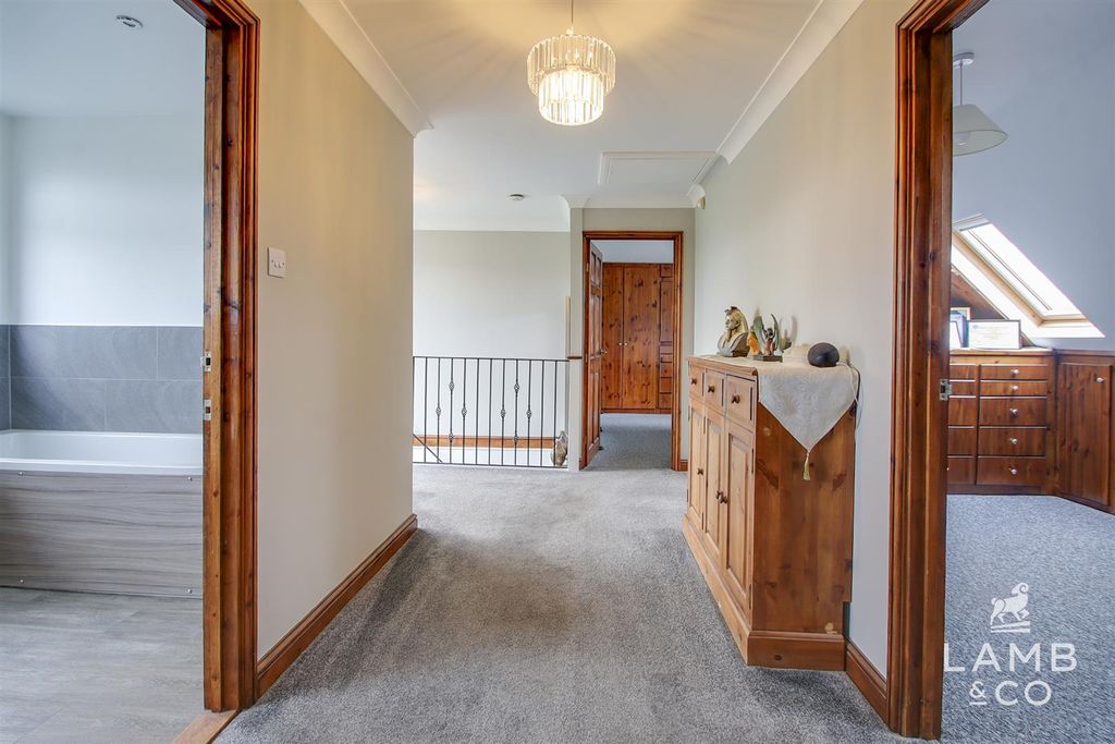 Additional image 21 of 5 bed detached house for saleLondon Road, Little Clacton CO16