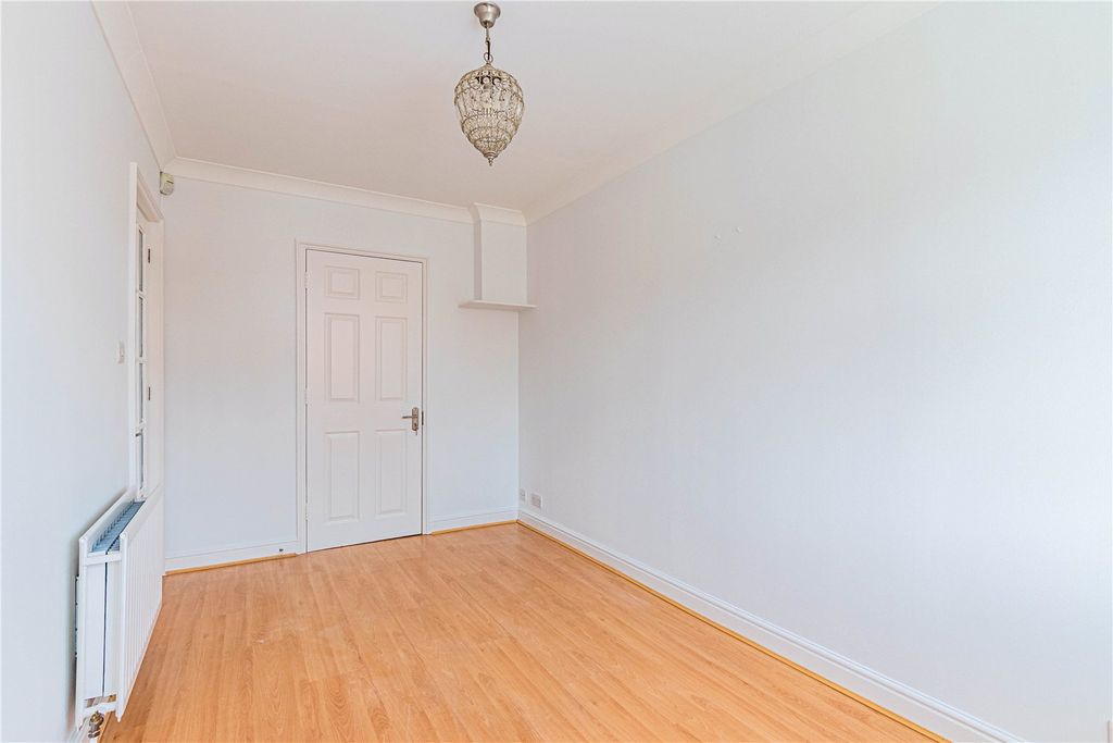 Additional image 19 of 4 bed semi-detached house for saleThe Birches, Bushey, Hertfordshire WD23