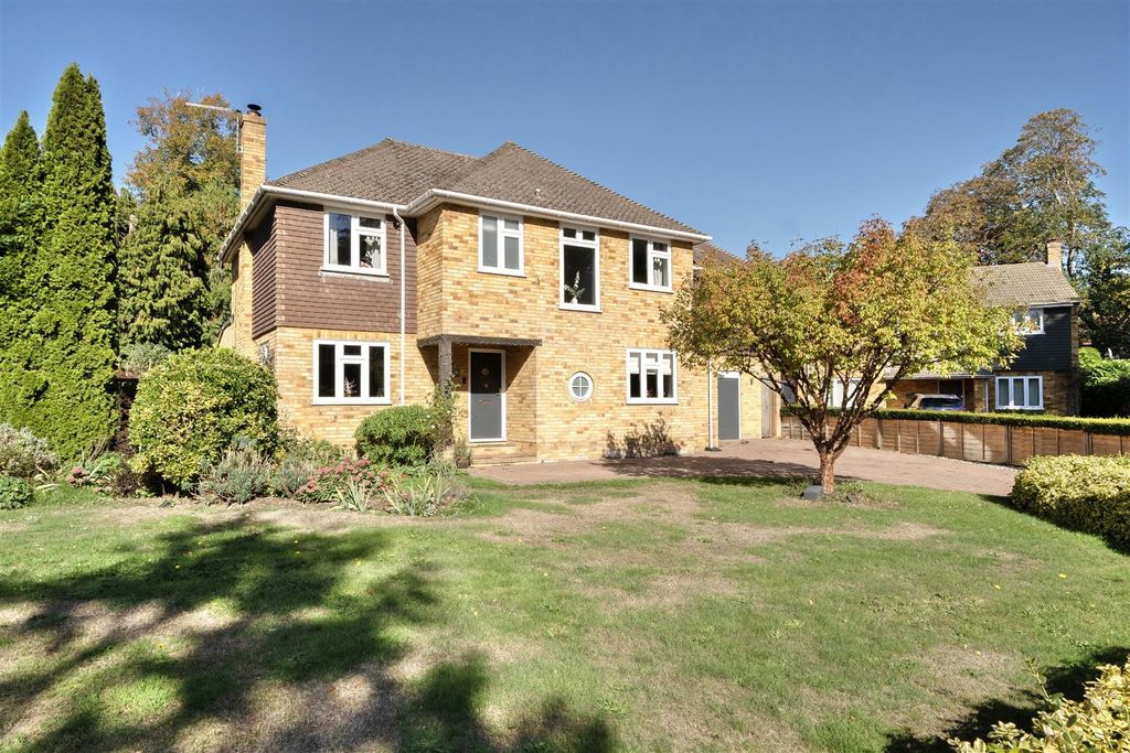Additional image 29 of 5 bed detached house for saleClarewood Drive, Camberley, Surrey GU15