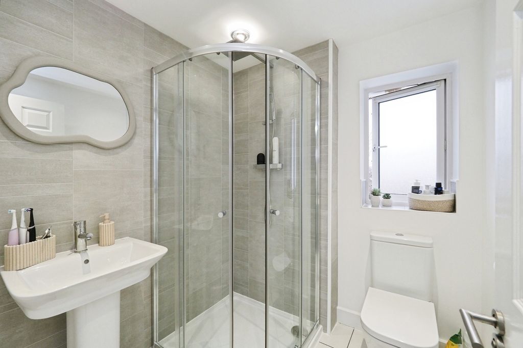 Additional image 9 of 4 bed detached house for saleRidge End Drive, Burton-On-Trent, Staffordshire DE13