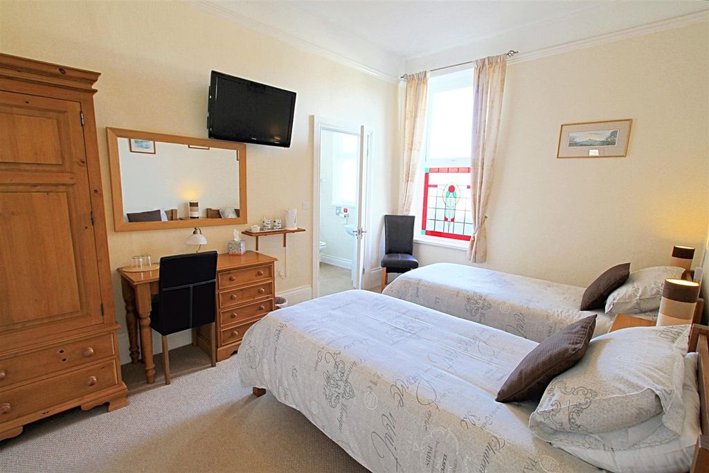 Additional image 13 of 7 bed detached house for saleParc Avenue, Gwbert Road, Cardigan SA43