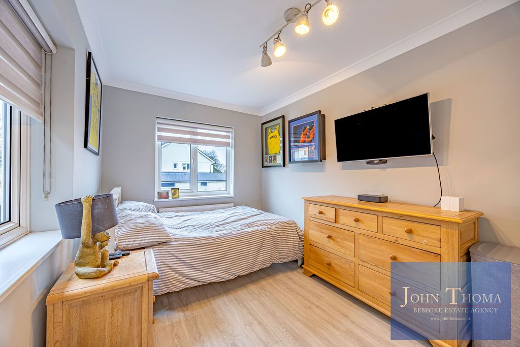 Additional image 20 of 4 bed detached house for saleNew Barns Way, Chigwell IG7