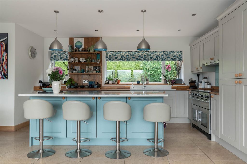 Additional image 6 of 6 bed detached house for saleLansdale House, Riggotts Lane, Walton, Chesterfield S42
