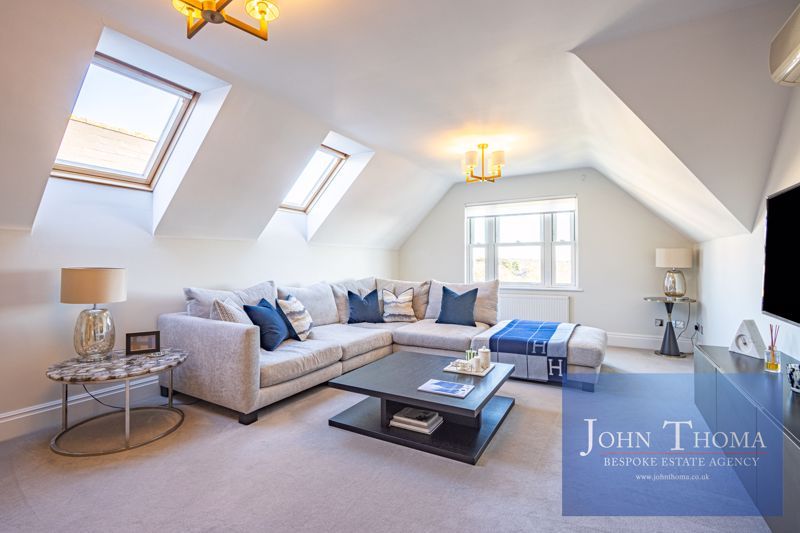 Additional image 8 of 3 bed flat for saleManor Road, Chigwell IG7