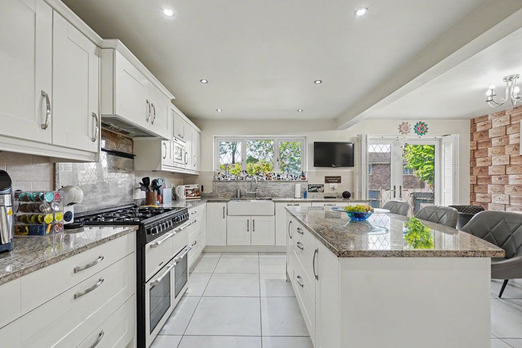 Additional image 7 of 4 bed detached house for saleWoodlands, Walderslade Woods, Chatham ME5