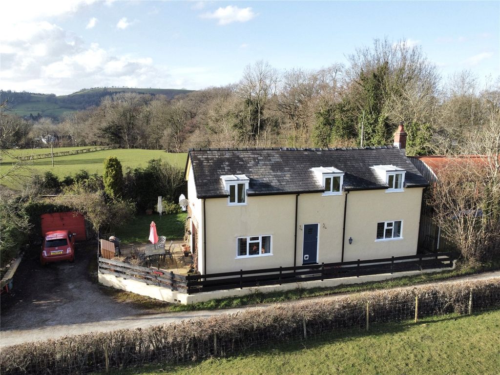 3 bed cottage for saleLlandinam, Powys SY17