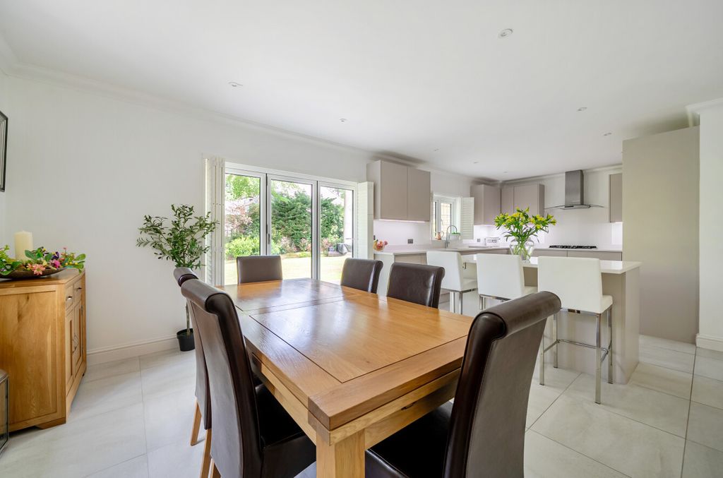 Additional image 9 of 5 bed detached house for saleGolf Drive, Camberley, Surrey GU15