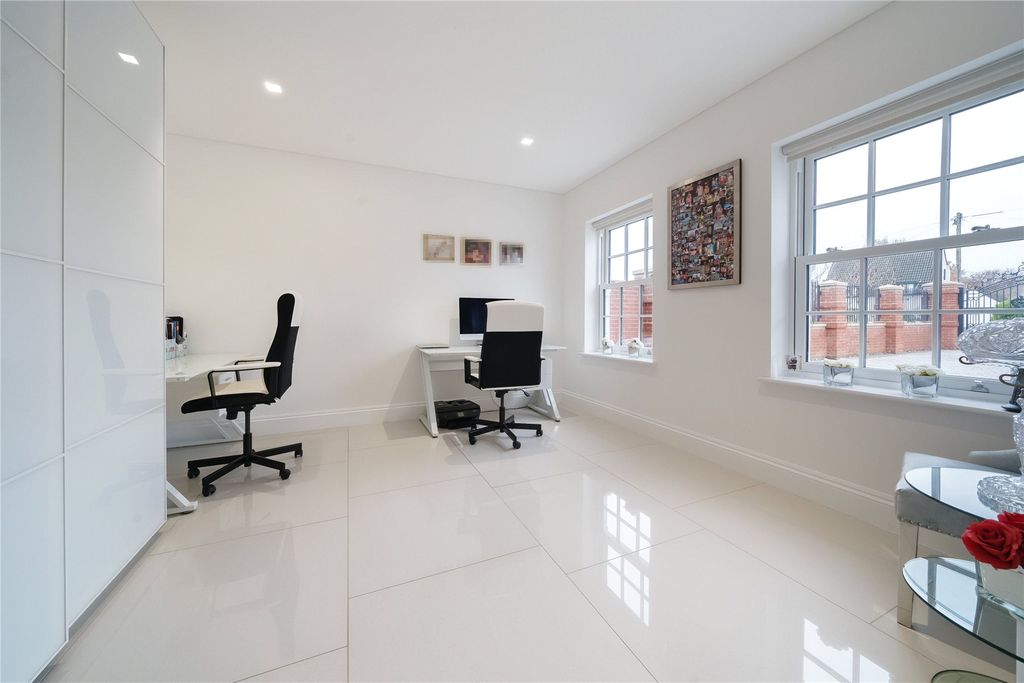Additional image 17 of 5 bed detached house for saleMarlings Park Avenue, Chislehurst BR7