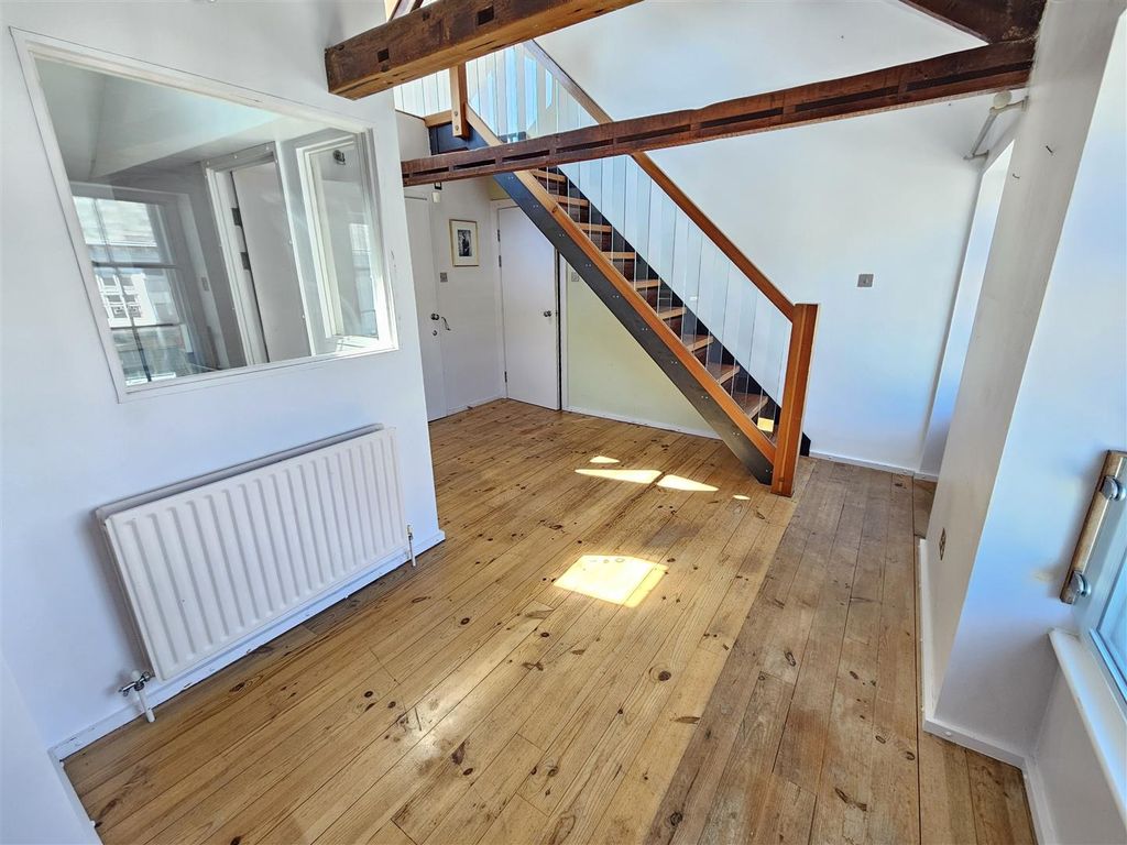 Additional image 5 of 2 bed flat for saleWest Street, Tavistock PL19