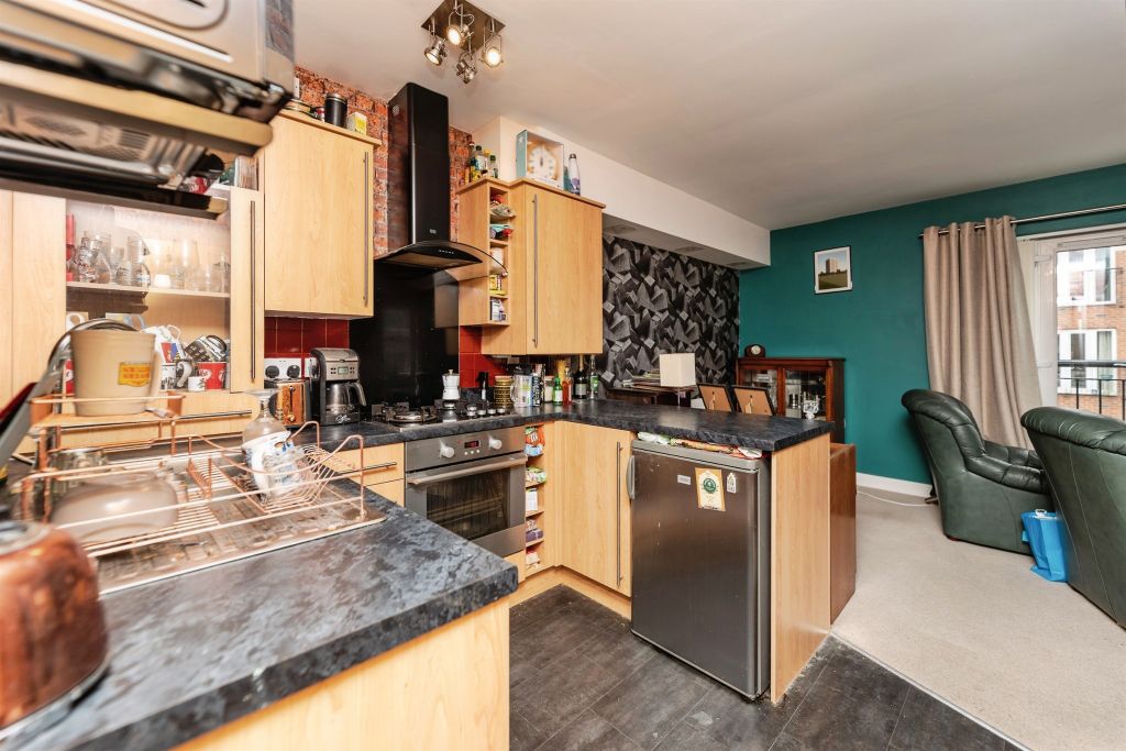 Additional image 4 of 2 bed flat for salePriory Chase, Pontefract WF8