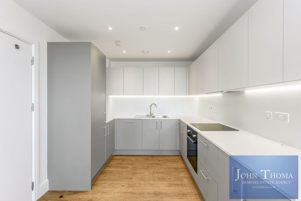 Additional image 5 of 2 bed flat for saleHyneholt House, Manford Way, Chigwell IG7