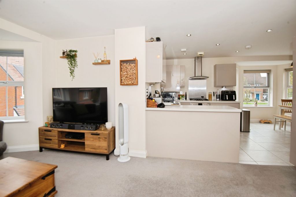 Additional image 4 of 2 bed flat for saleGoodearl Place, Princes Risborough HP27