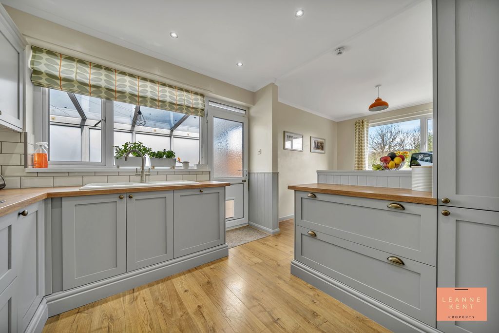 Additional image 14 of 3 bed detached house for salePontygwindy Road, Caerphilly CF83
