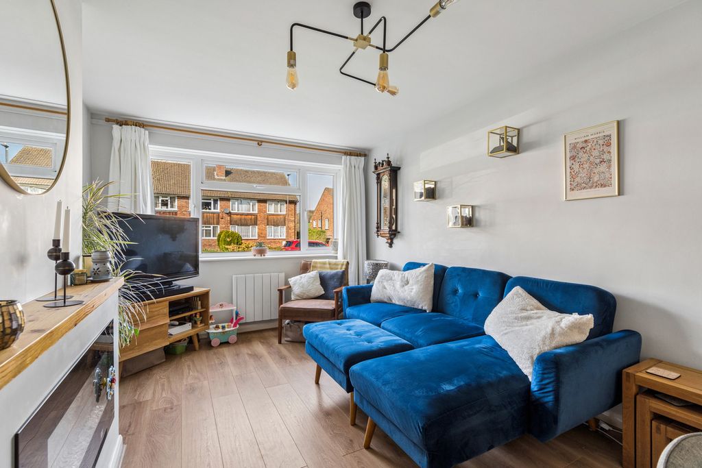 Additional image 3 of 2 bed maisonette for saleDarvell Drive, Chesham HP5