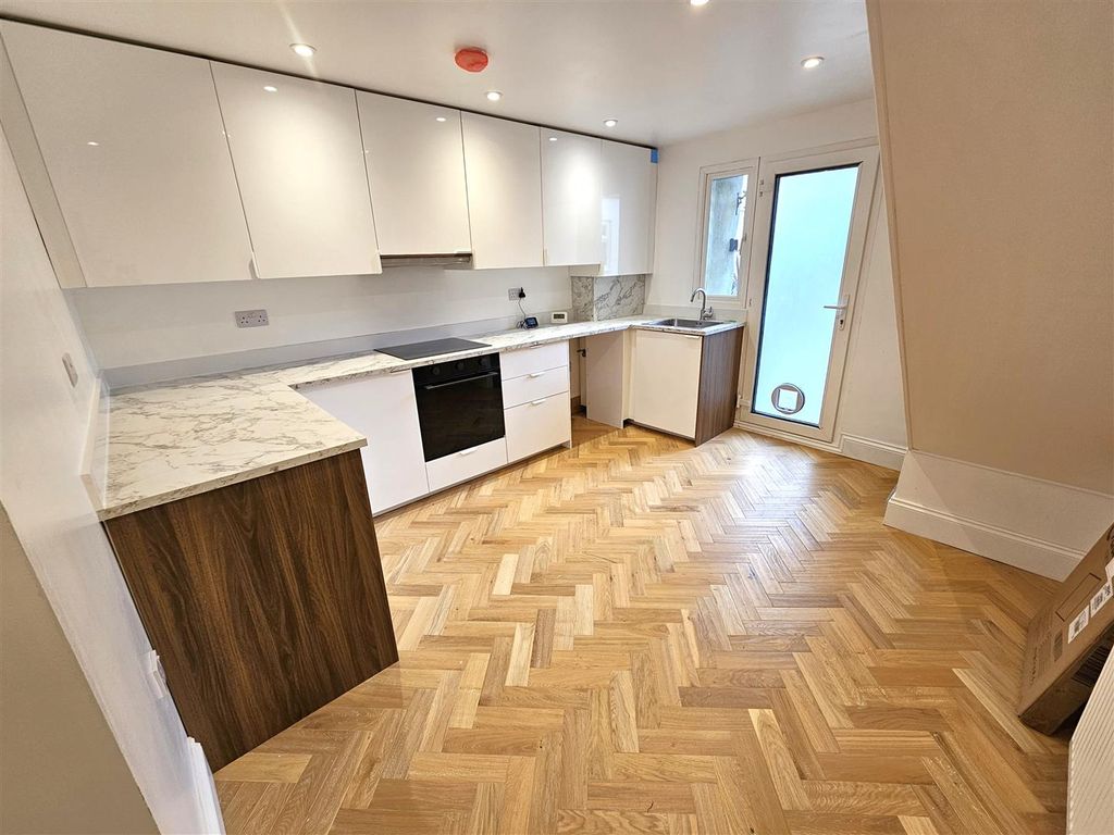 Additional image 4 of 4 bed terraced house for saleFore Street, Bere Alston, Yelverton PL20