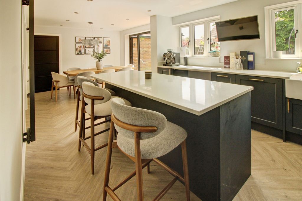 Additional image 3 of 4 bed detached house for saleSelwyn Road, Burntwood WS7
