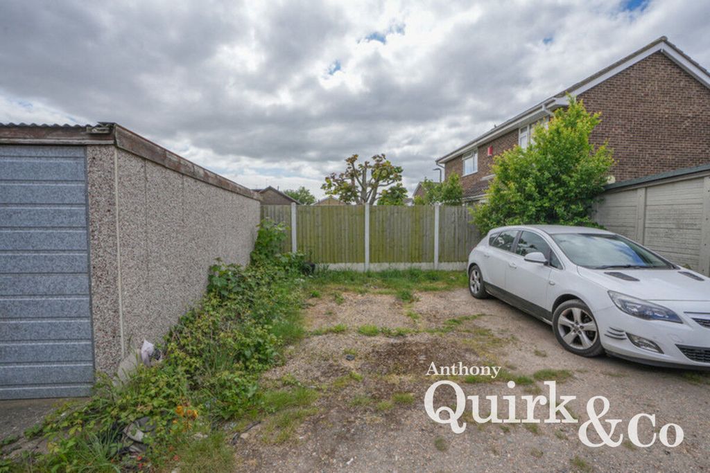 Additional image 7 of 1 bed maisonette for saleHilton Road, Canvey Island SS8