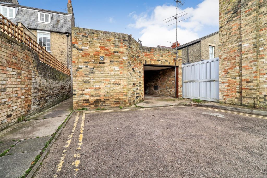 Additional image 23 of 4 bed detached house for saleMaids Causeway, Cambridge CB5