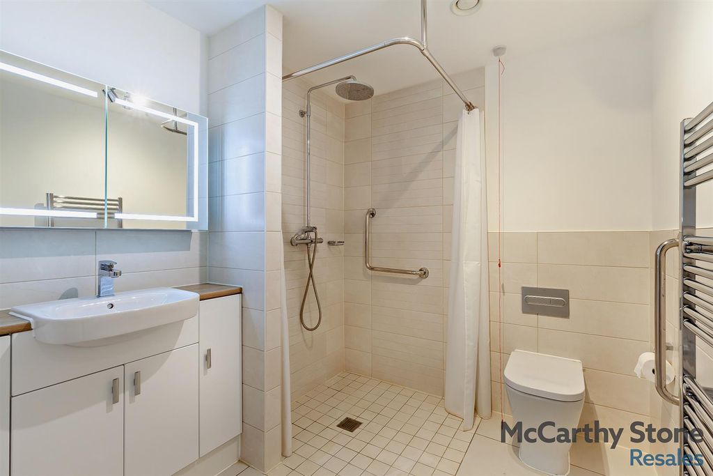 Additional image 5 of 2 bed flat for saleMiami House, Princes Road, Chelmsford, Essex CM2