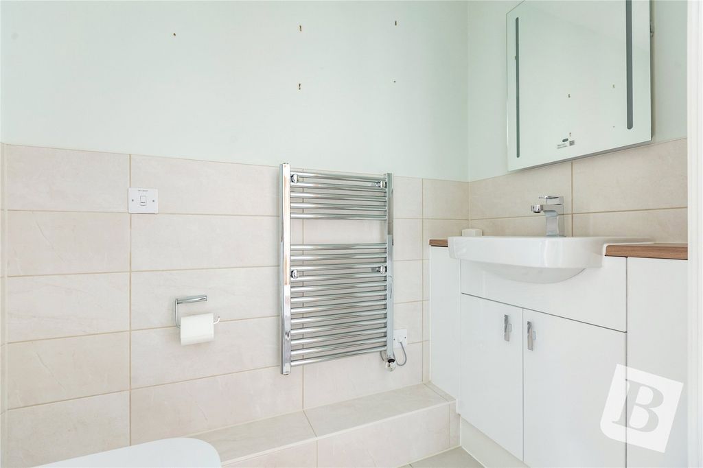 Additional image 10 of 2 bed flat for saleMiami House, Princes Road, Chelmsford, Essex CM2