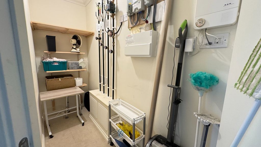 Additional image 12 of 1 bed flat for saleFitzford Lodge 66 Plymouth Road, Tavistock PL19